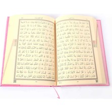 Orta Boy Kur'an-I Kerim (2 Renkli, Pembe, Mühürlü)
