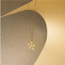 By Florya Jewelry Çelik İnci Taşlı Yonca Kolye Kararmaz