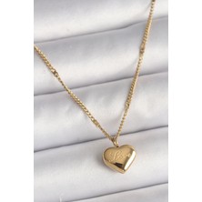 Ezo Concept 316L Çelik Gold Renk Zincir Love Işlemeli Kalp Figür Kadın Kolye