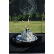 Tasarım Arabam Gümüş Pullu Gümüş Kordon Siyah Tüy Kaymaz Ped & Gümüş Kare Baget Kavanoz Koku Set