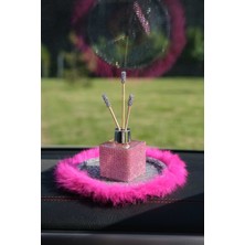 Tasarım Arabam Gümüş Pullu Gümüş Kordon Fuşya Tüy Kaymaz Ped & Pembe Kare Kavanoz Koku Set