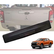 Mitsubishi L200 Uyumlu 2019 Sonrası Bagaj Kapağı Kaplama Siyah