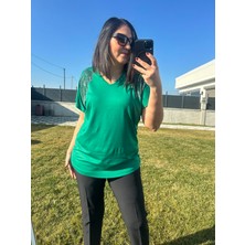 Charamela Kadın Büyük Beden Geniş Kalıp Omuzları Taşlı Yeşil BLUZ-BGB111