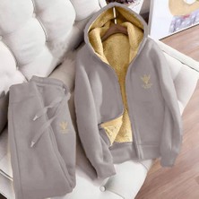 Eşofman Takımı - 2lü - Alt-Üst - Nakiş - Kapüşonlu - 3 Iplık Şardonlu -Üst Iç Welsoft Kollar Hariç