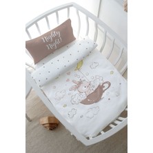 Tuğba Kuğu Anne Yanı Beşik Nevresim Takımı (60X100) - Pure Baby Serisi - Bir Fincanda Tavşan