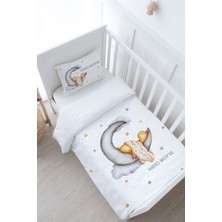 Tuğba Kuğu Bebek Boy Nevresim Takımı (100X150) - Pure Baby Serisi - Ayda Uyuyan Ördek