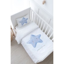 Tuğba Kuğu Bebek Boy Nevresim Takımı (100X150) - Pure Baby Serisi - Pofuduk Mavi Yıldız