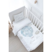Tuğba Kuğu Bebek Boy Nevresim Takımı (100X150) - Pure Baby Serisi - Bulutlu Mavi Hava Balonu