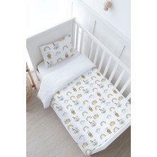 Tuğba Kuğu Bebek Boy Nevresim Takımı (100X150) - Iconic Serisi - Antika Oyuncak Ayı