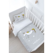 Tuğba Kuğu Bebek Boy Nevresim Takımı (100X150) - Pure Baby Serisi - Doodle Unicorn