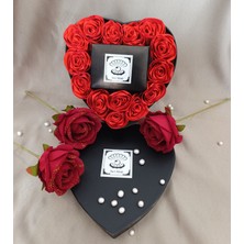 İnci Mode Kutuda Solmayan Güller 14 Adet Yapay Gül Kırmızı Aksesuar  Kutulu Siyah Kutu Gül Kutusu