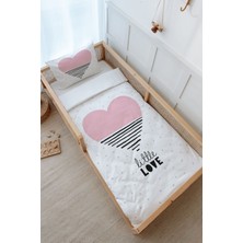 Tuğba Kuğu Montessori Nevresim Takımı (100 x 200) - Pure Baby Serisi - Pembe Çizgili Kalp