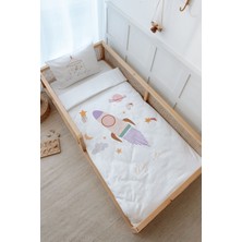 Tuğba Kuğu Montessori Nevresim Takımı (100 x 200) - Iconic Serisi - Vintage Uzay