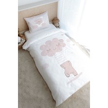 Tuğba Kuğu Tek Kişilik Nevresim Takımı (160X220) - Pure Baby Serisi - Buluta Tırmanan Ayıcık