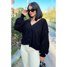 New Laviva Kadın Siyah Yumuşak Dokulu, V Yaka Uzun Kol, Ponpon Detaylı, Triko Hırka