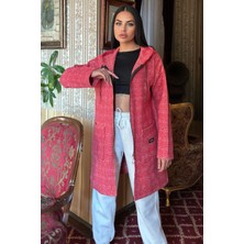 New Laviva Kırmızı Arma Detaylı, Kapüşonlu, Kırçıllı Kaşe Hırka Ceket