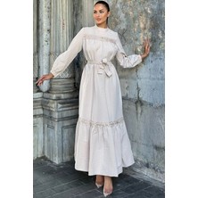 New Laviva Bej Kuşaklı, Dantel Detaylı, Maksi Lotus Elbise