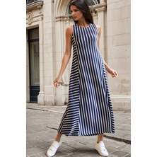 New Laviva Lacivert Yuvarlak Yaka, Uzun Çizgili, Kolsuz, A Kesim Elbise