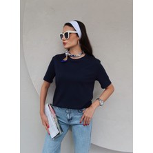 Esra Helvacı Bisiklet Yaka T-Shirt