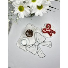 Decofav Gümüş Gri Kurdele Şeklinde Nakışlı Kokteyl Peçetesi 1 Adet