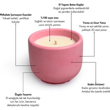 Candle Purr Pine Haven 130G Soya Mumu - El Yapımı Pembe Beton Kapta