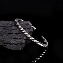 Tesbih Sepetim 925  AyarGümüş Örgü Motifli Erkek Kelepçe Bileklik Modeli