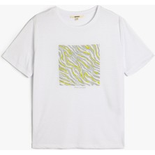 Koton Bisiklet Yaka Kısa Kollu Baskılı Simli Baskılı Tişört