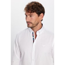 Tudors Erkek Slim Fit Dar Kesim Uzun Kollu Pamuklu Oxford Doku Kolay Ütülenebilir Beyaz Düğmeli Yaka Gömlek