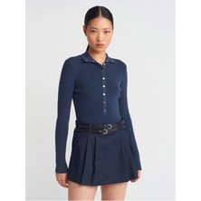 10686 Dik Yaka Çıtçıtlı Triko Kazak