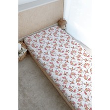 Tuğba Kuğu Baskılı Düz Çarşaf - Cartoon Serisi - Hello Kitty Pattern