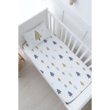 Tuğba Kuğu Anne Yanı Beşik Lastikli Çarşaf Seti - Iconic Serisi - Yılbaşı Ağaçları