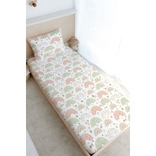 Tuğba Kuğu Tek Kişilik Lastikli Çarşaf Seti - Iconic Serisi - Soft Çiçekli Ay ve Gökkuşağı