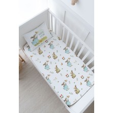 Tuğba Kuğu Bebek Boy Lastikli Çarşaf Seti - Pure Baby Serisi - Kelebekle Oynayan Tavşan