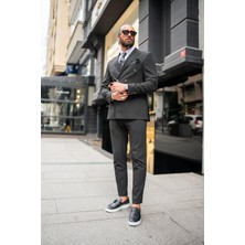 Özel Tasarım Kruvaze Takım Elbise