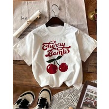 Medinenur Cherry Baskılı Basic T-Shirt