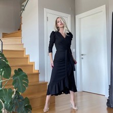 Krep Kumaş Midi Boy Kuşaklı Uzunkol Elbise 113 cm