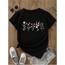 Medinenur Lavanta Desen Baskılı Basic T-Shirt