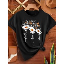 Medinenur Hope Love Yazı Detay Baskılı Basic T-Shirt