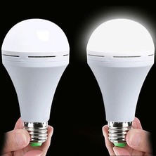 2 Adet Elektrik Kesilince De Çalışan 9 Watt LED Ampul, Kendini Şarj Eden E27 Duy Kaliteli LED Ampul