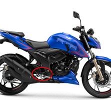 Moto Express Tvs Apache RTR200 19-25 Sağ Sürücü Ayaklık Basamak Braketi Bağlantı Demiri A