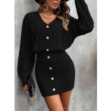 Civarda Moda Uzun Kollu V Yakalı Önden Düğmeli Kısa Triko Elbise