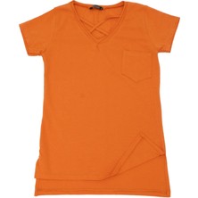 Ceylen Kadın Yaka Detaylı T-Shirt