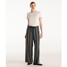 Yargıcı Bel Detaylı Pantolon