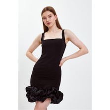 Balon Etek Detaylı Kolsuz Mini Elbise