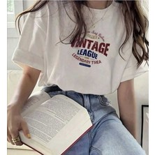 Woodroffe Vintage Baskılı Kadın Salaş Oversize Boyfirend Beyaz T-Shirt