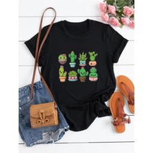 Sevimli Kaktüsler Baskılı Basic T-Shirt