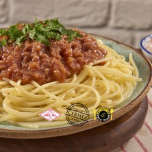 Konet 3'lü Zengin Mutfak Tatları – Hazır Yemek / Bolonez Sos 200g - Tas Kebabı 200g - Dana Kuru Et 100g