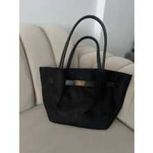 Hill Bag Kadın Süet Siyah Çıt Çıt Kapama Tasarım Suni Deri Kemerli Astarlı El Kol ve Omuz Çantası