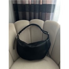 Hill Bag Yumuşak Suni Deri Tasarım Askılı Fermuar Kapama El Omuz Çantası