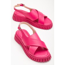 Tonny Black Kadın Fuşya Kalın Poli Taban Bilekten Bağlamalı Çapraz Bantlı Sandalet